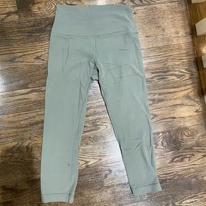 Lulu Lemon Leggings - size 6 Align